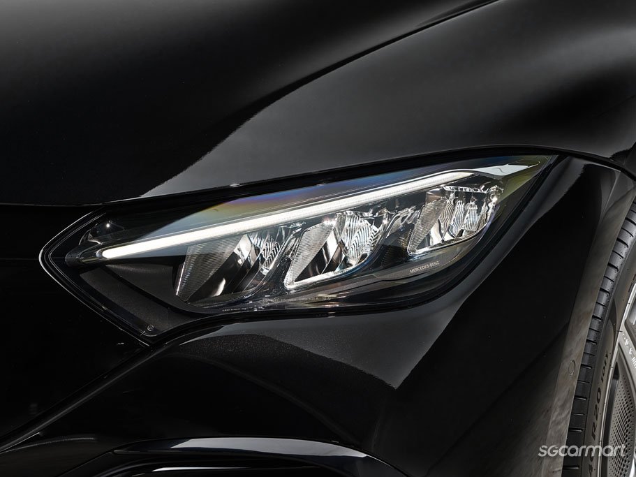 https://i.i-sgcm.com/new_cars/cars/21586/21586_g8