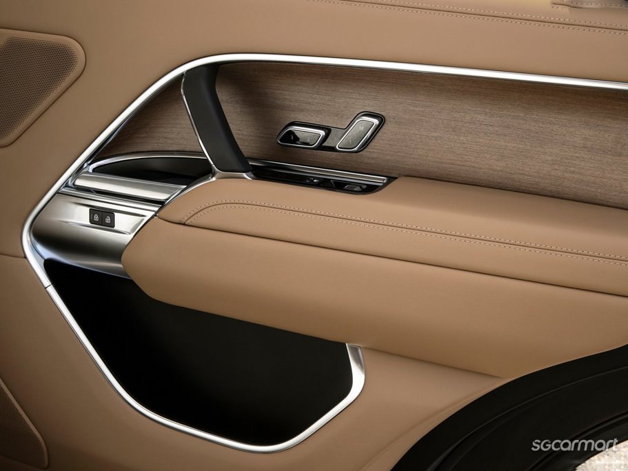https://i.i-sgcm.com/new_cars/cars/21587/21587_g26