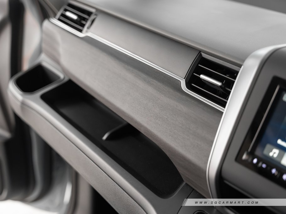 https://i.i-sgcm.com/new_cars/cars/21589/21589_g35