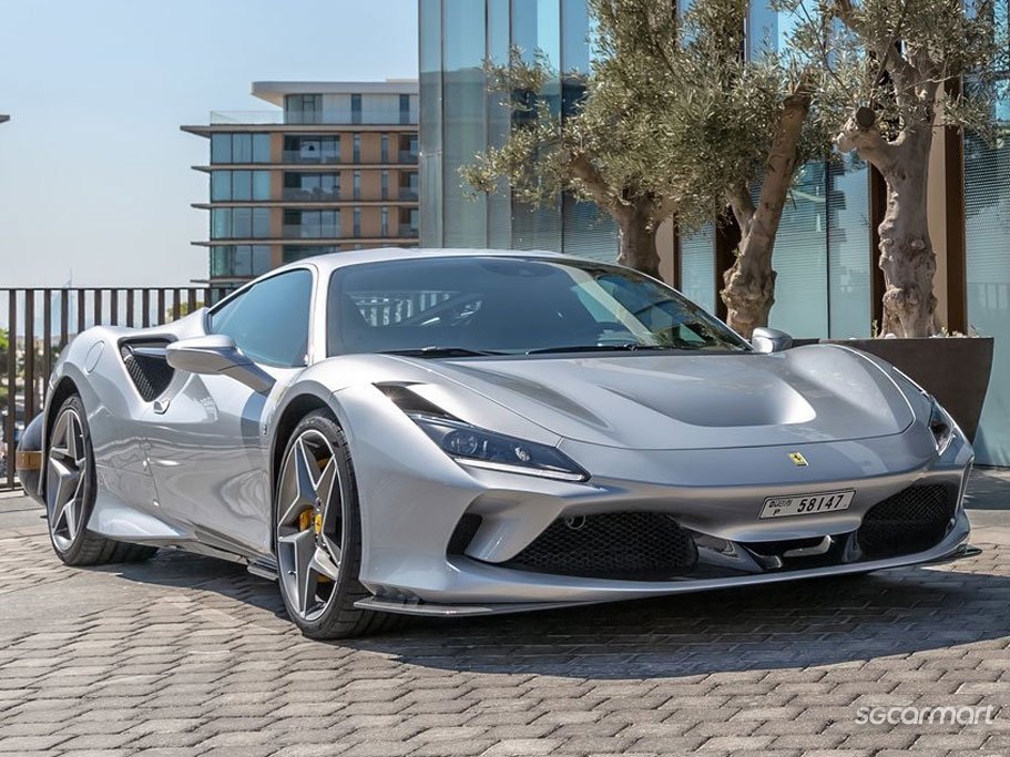 https://i.i-sgcm.com/new_cars/cars/21596/21596_g1