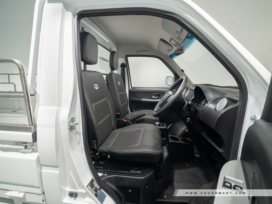 https://i.i-sgcm.com/new_cars/cars/21599/21599_g10