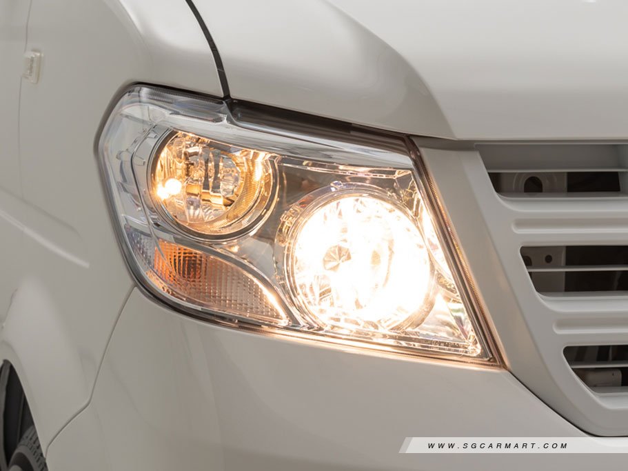 https://i.i-sgcm.com/new_cars/cars/21599/21599_g5
