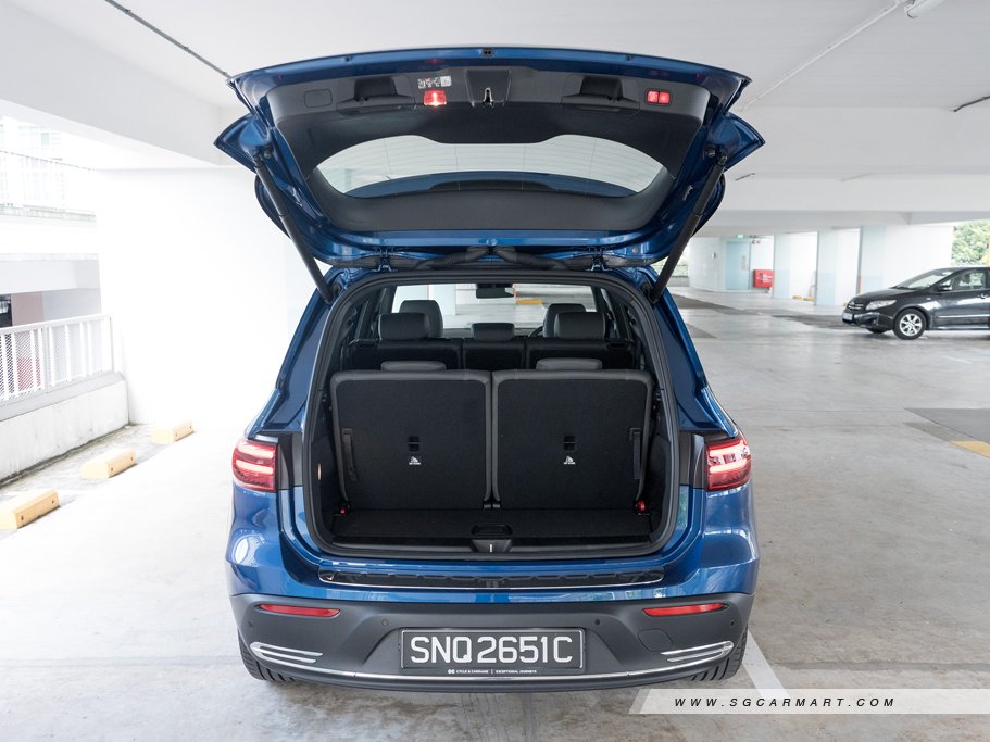 https://i.i-sgcm.com/new_cars/cars/21601/21601_g110