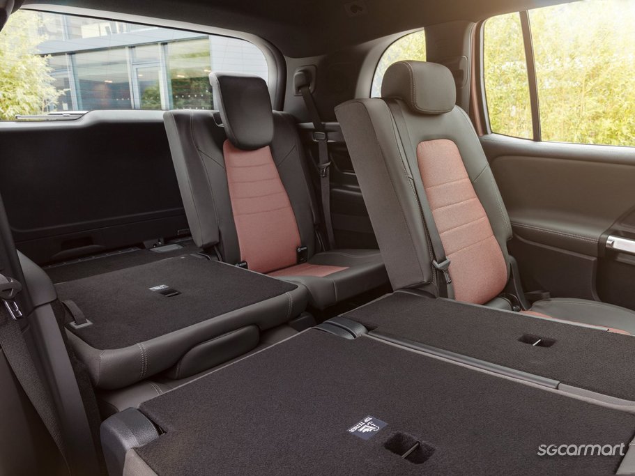 https://i.i-sgcm.com/new_cars/cars/21601/21601_g34