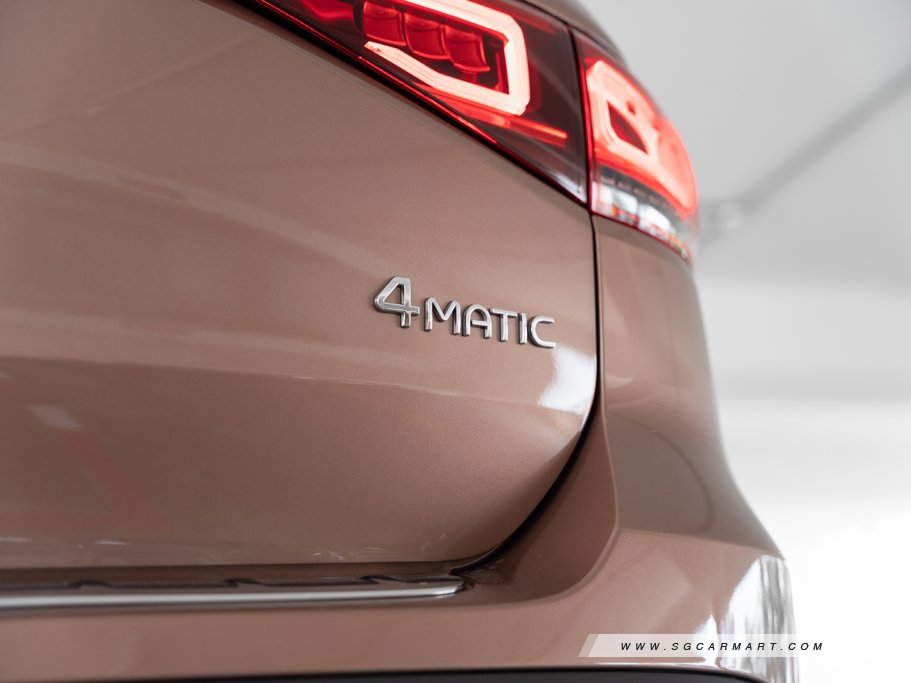 https://i.i-sgcm.com/new_cars/cars/21601/21601_g45