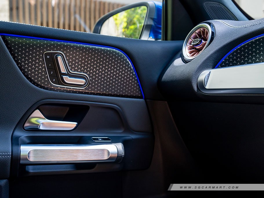 https://i.i-sgcm.com/new_cars/cars/21601/21601_g82