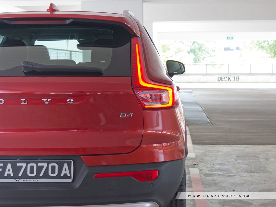 https://i.i-sgcm.com/new_cars/cars/21602/21602_g17