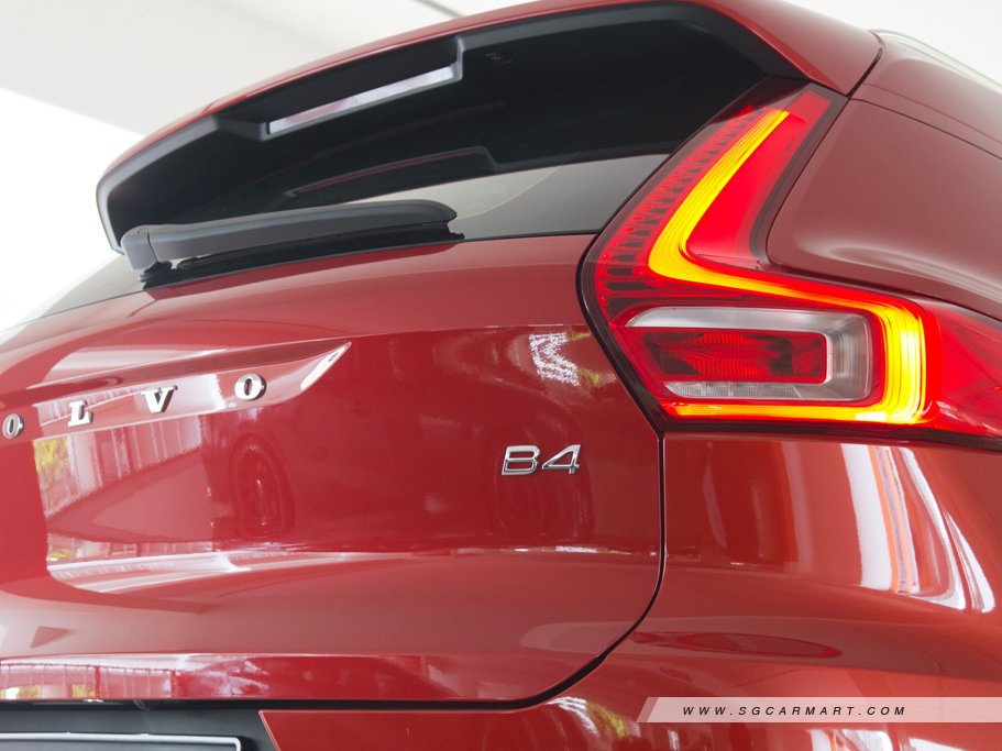 https://i.i-sgcm.com/new_cars/cars/21602/21602_g19