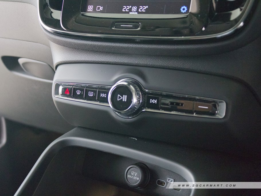 https://i.i-sgcm.com/new_cars/cars/21602/21602_g36