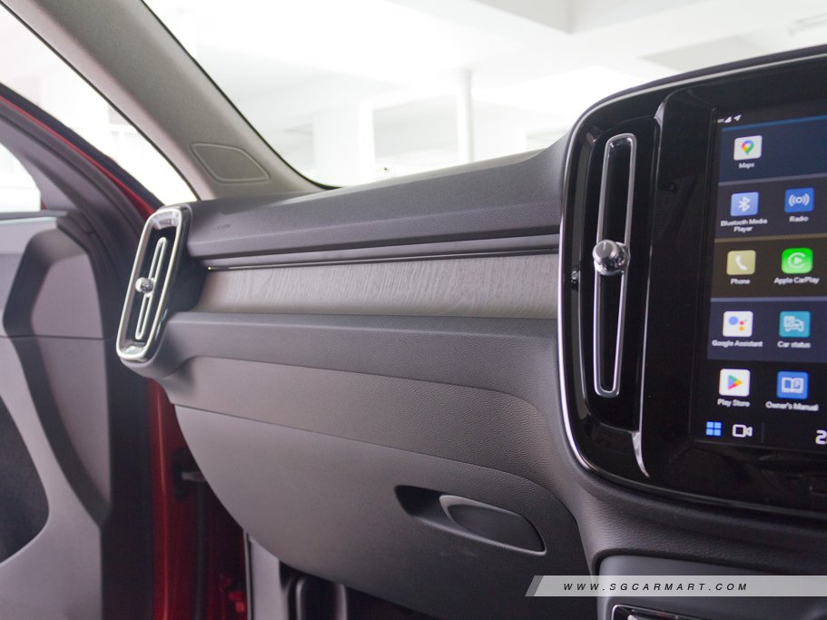 https://i.i-sgcm.com/new_cars/cars/21602/21602_g45