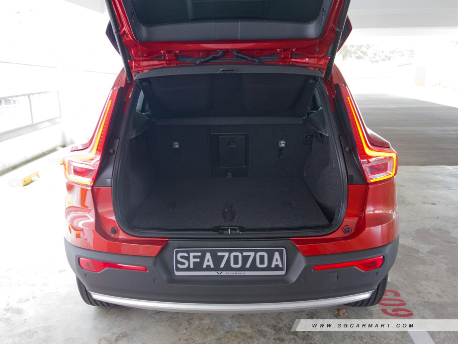 https://i.i-sgcm.com/new_cars/cars/21602/21602_g51
