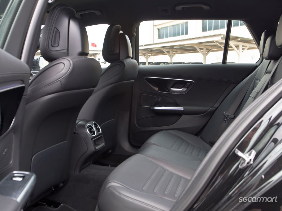 https://i.i-sgcm.com/new_cars/cars/21603/21603_g13