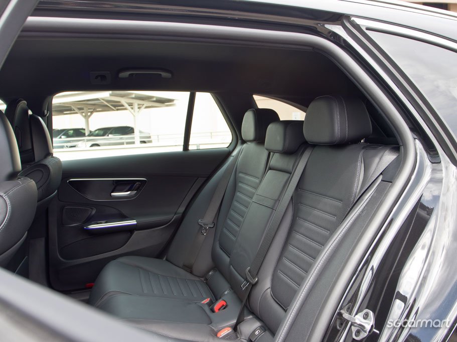 https://i.i-sgcm.com/new_cars/cars/21603/21603_g15