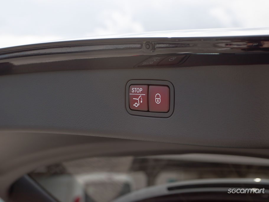 https://i.i-sgcm.com/new_cars/cars/21603/21603_g33
