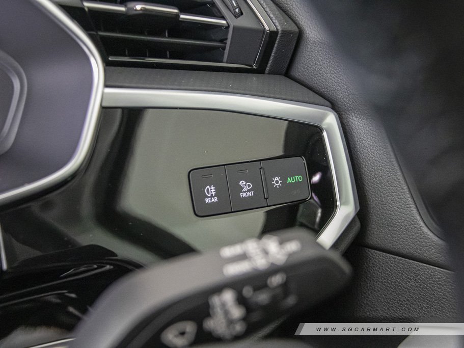 https://i.i-sgcm.com/new_cars/cars/21605/21605_g43