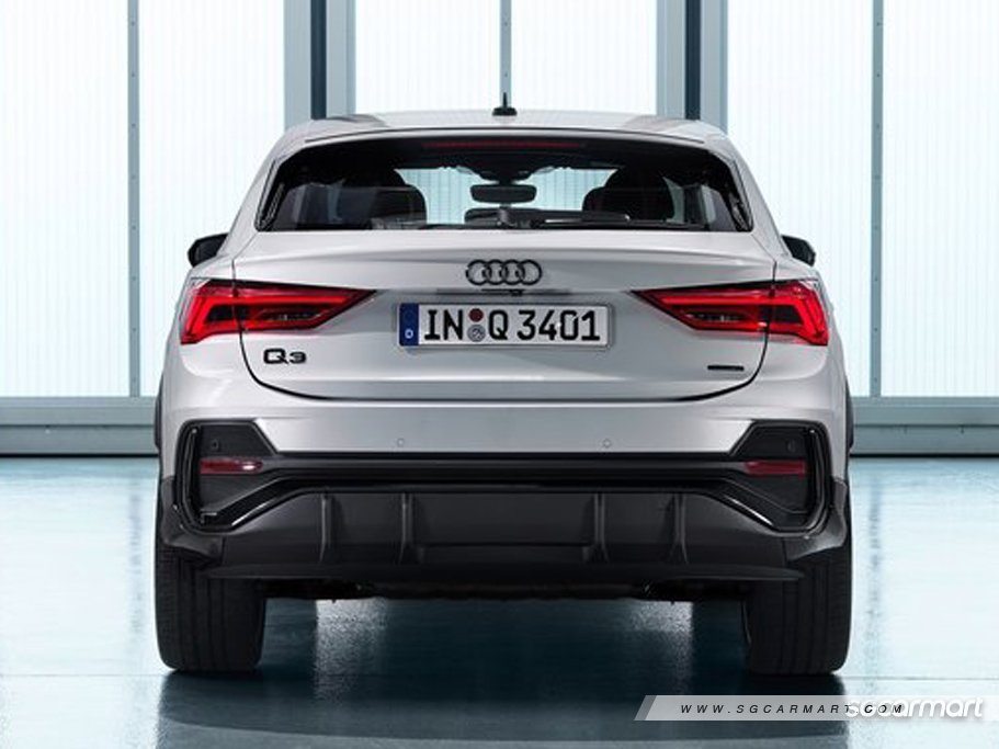 Audi Q3 Sportback Mild Hybrid 7
