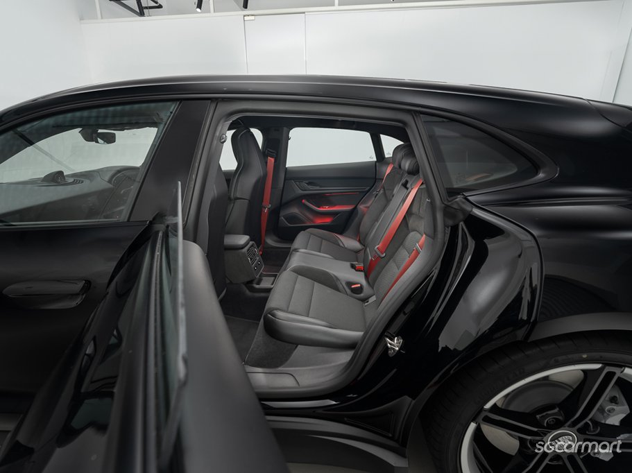 https://i.i-sgcm.com/new_cars/cars/21606/21606_g14