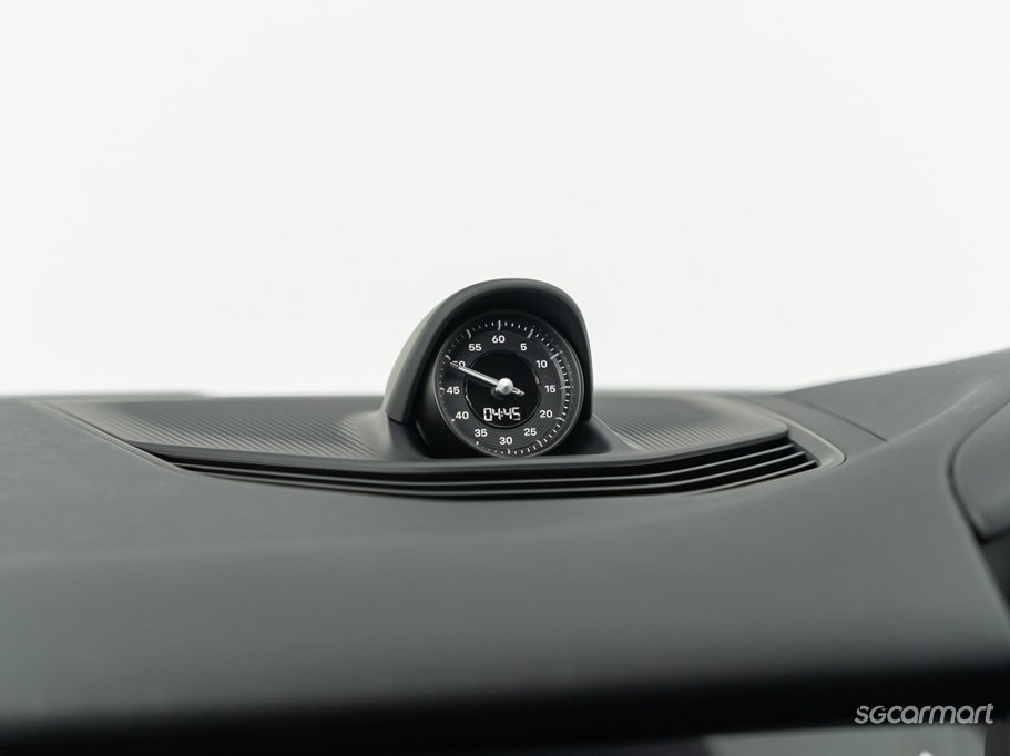 https://i.i-sgcm.com/new_cars/cars/21606/21606_g21