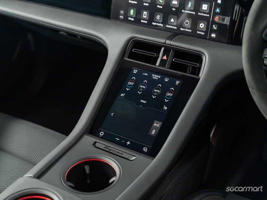 https://i.i-sgcm.com/new_cars/cars/21606/21606_g23