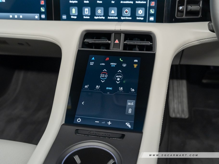 https://i.i-sgcm.com/new_cars/cars/21606/21606_g42
