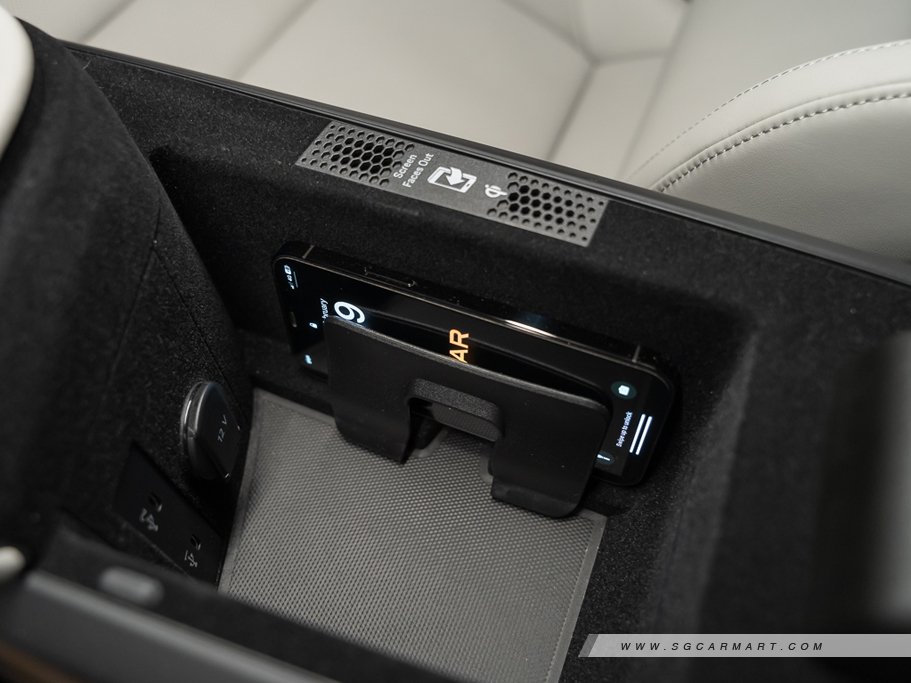 https://i.i-sgcm.com/new_cars/cars/21606/21606_g45