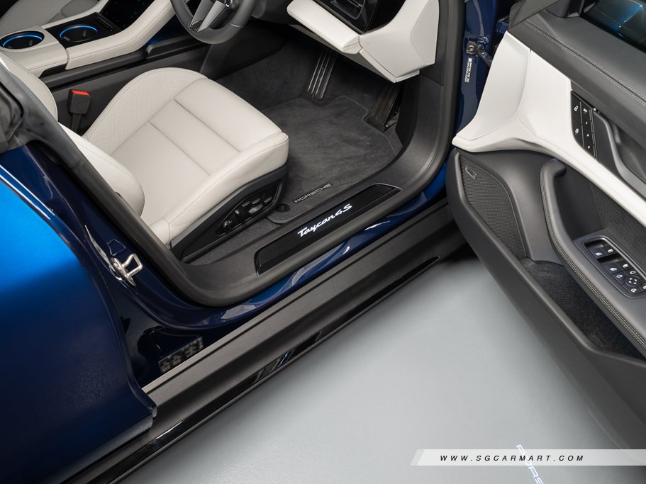https://i.i-sgcm.com/new_cars/cars/21606/21606_g47