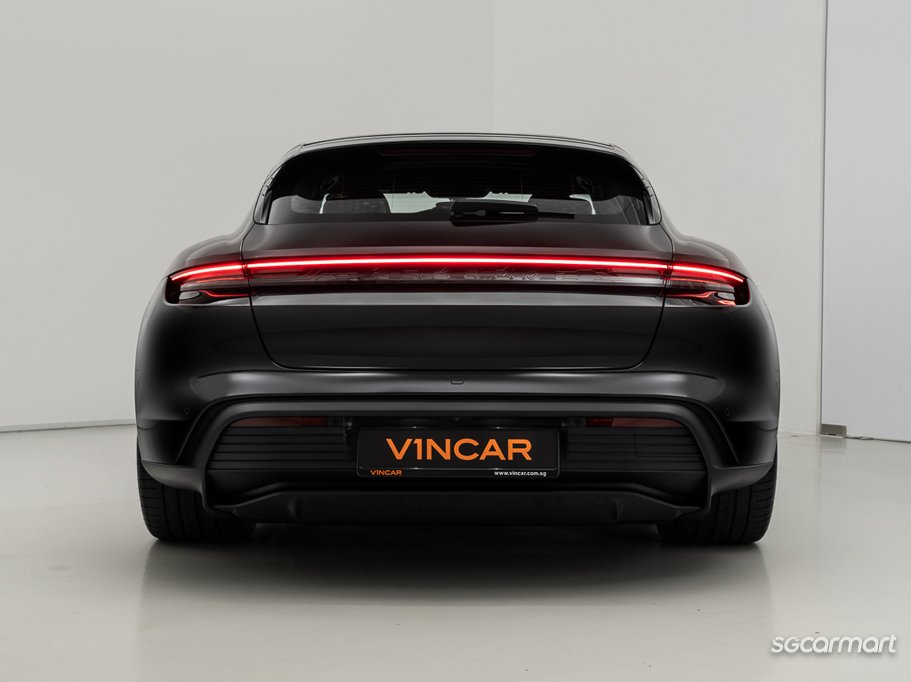 https://i.i-sgcm.com/new_cars/cars/21606/21606_g4