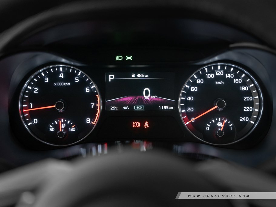 https://i.i-sgcm.com/new_cars/cars/21607/21607_g37