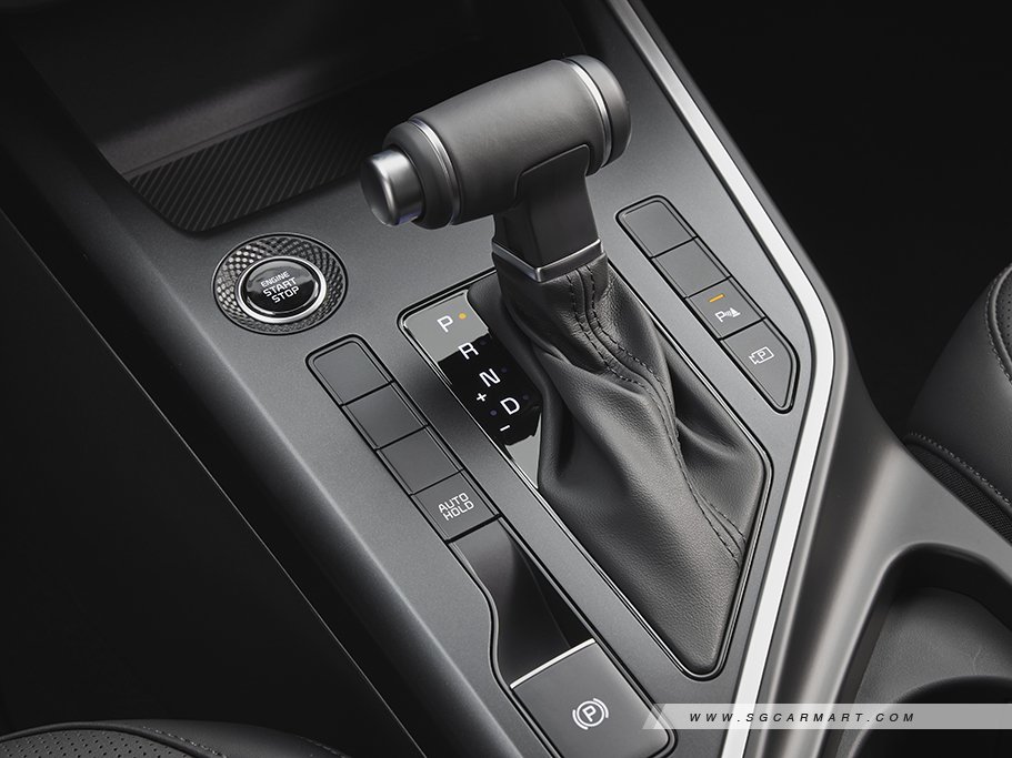 https://i.i-sgcm.com/new_cars/cars/21608/21608_g85
