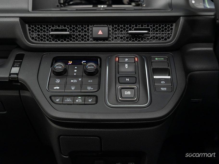 Honda Stepwagon Hybrid 2.0 Spada 7-Seater Honda Sensing e:HEV 17