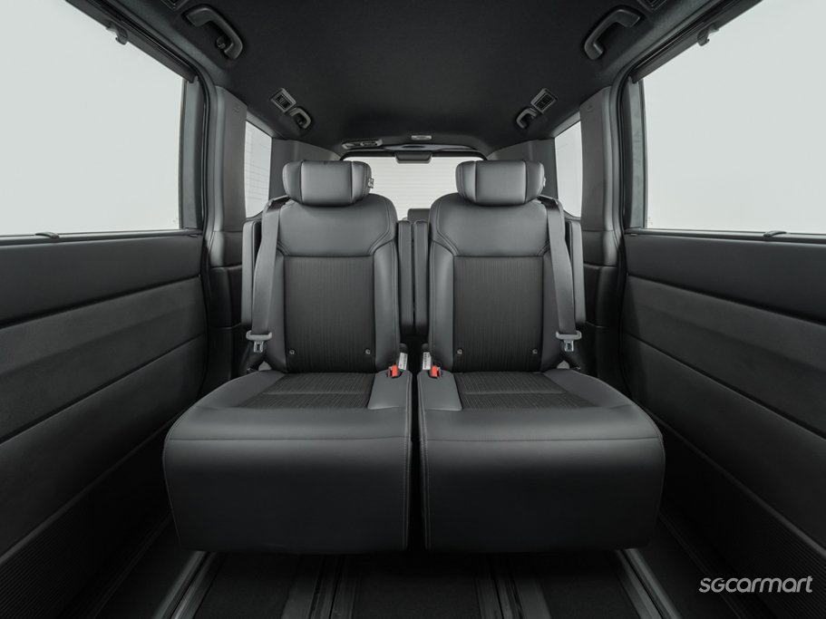 Honda Stepwagon Hybrid 2.0 Spada 7-Seater Honda Sensing e:HEV 22