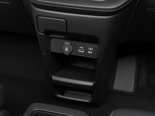 New Honda Stepwagon Hybrid Photos, Photo Gallery - Sgcarmart