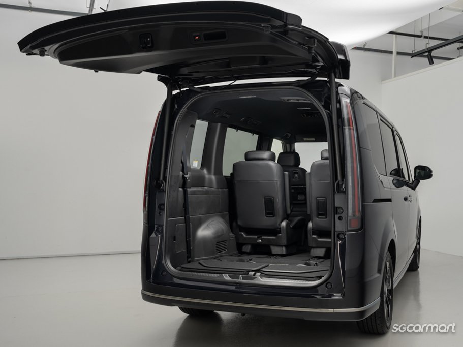 Honda Stepwagon Hybrid 2.0 Spada 7-Seater Honda Sensing e:HEV 30