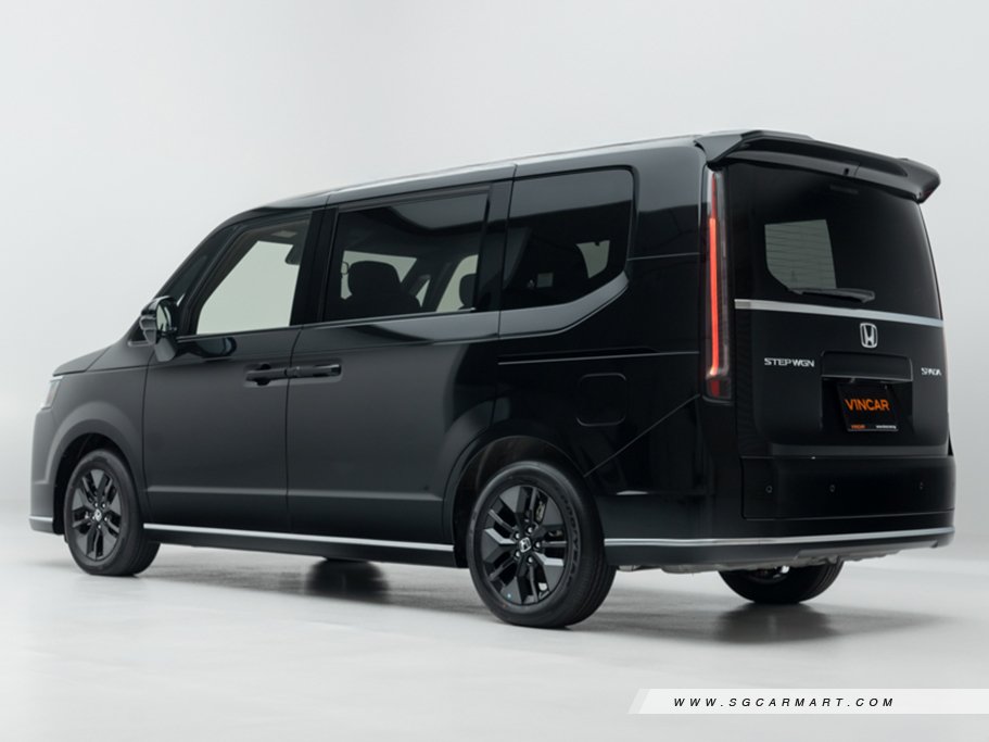 Honda Stepwagon Hybrid 1.5 Spada Honda Sensing e:HEV Welcab Side lift 33