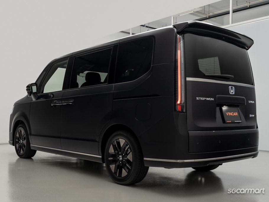 Honda Stepwagon Hybrid 2.0 Spada 7-Seater Honda Sensing e:HEV 3