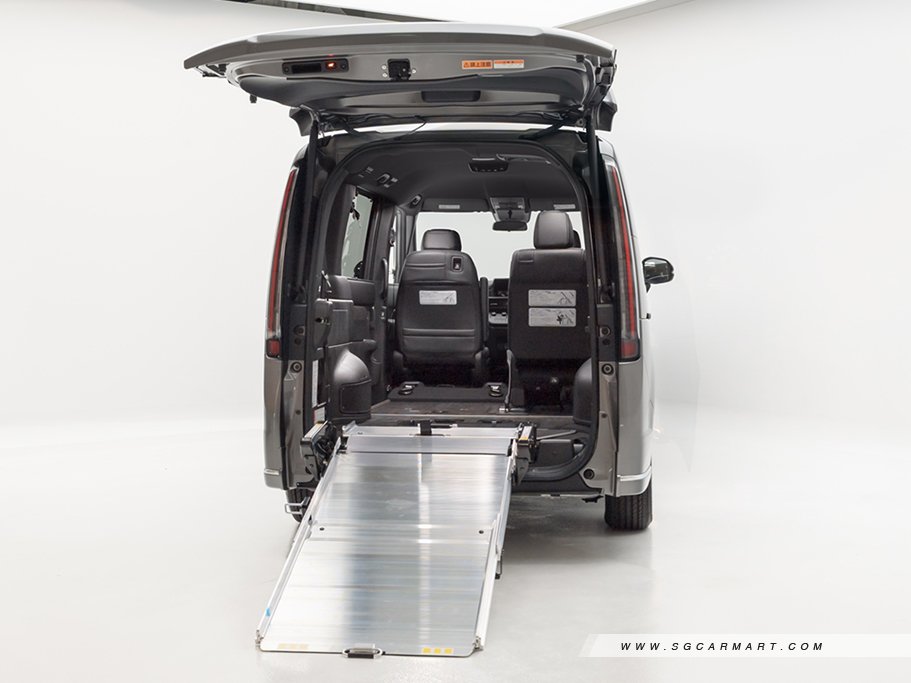 Honda Stepwagon Hybrid 1.5 Spada Honda Sensing e:HEV Welcab 58