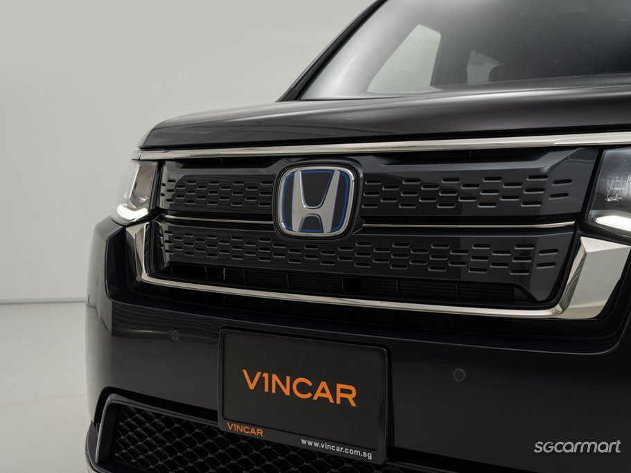 Honda Stepwagon Hybrid 2.0 Spada 7-Seater Honda Sensing e:HEV 5