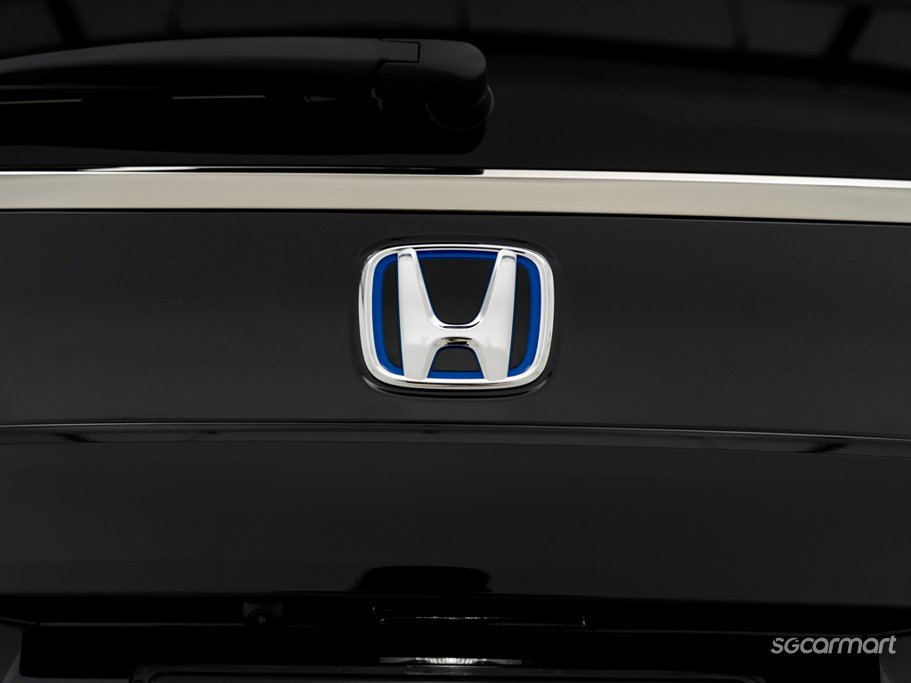 Honda Stepwagon Hybrid 2.0 Spada 7-Seater Honda Sensing e:HEV 8