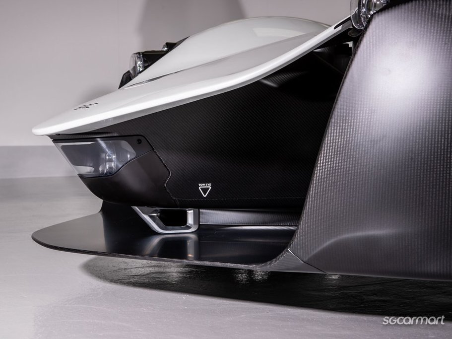 https://i.i-sgcm.com/new_cars/cars/21613/21613_g18