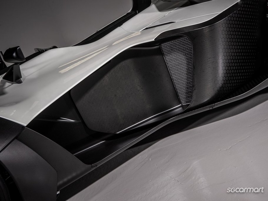 https://i.i-sgcm.com/new_cars/cars/21613/21613_g20