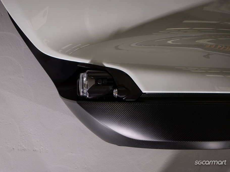 https://i.i-sgcm.com/new_cars/cars/21613/21613_g21