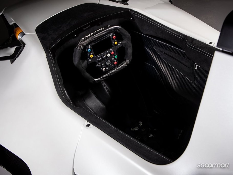 https://i.i-sgcm.com/new_cars/cars/21613/21613_g29