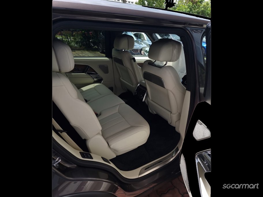 https://i.i-sgcm.com/new_cars/cars/21614/21614_g10