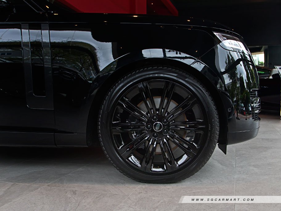 https://i.i-sgcm.com/new_cars/cars/21614/21614_g18