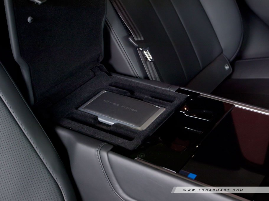 https://i.i-sgcm.com/new_cars/cars/21614/21614_g41