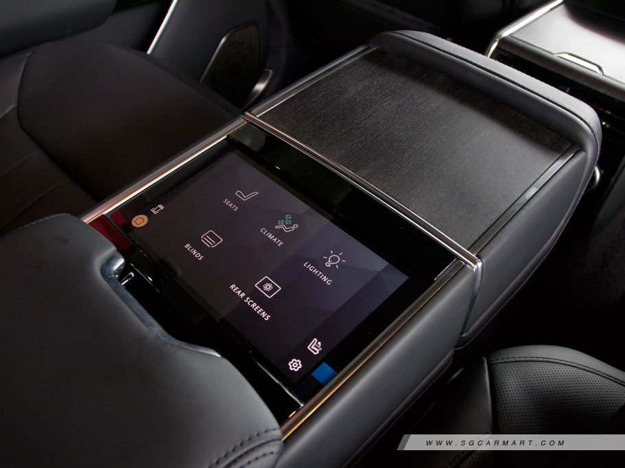 https://i.i-sgcm.com/new_cars/cars/21614/21614_g42