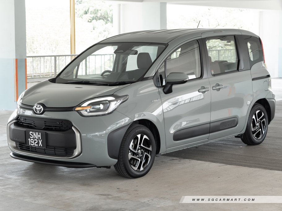 New Toyota Sienta Hybrid Photos, Photo Gallery - Sgcarmart