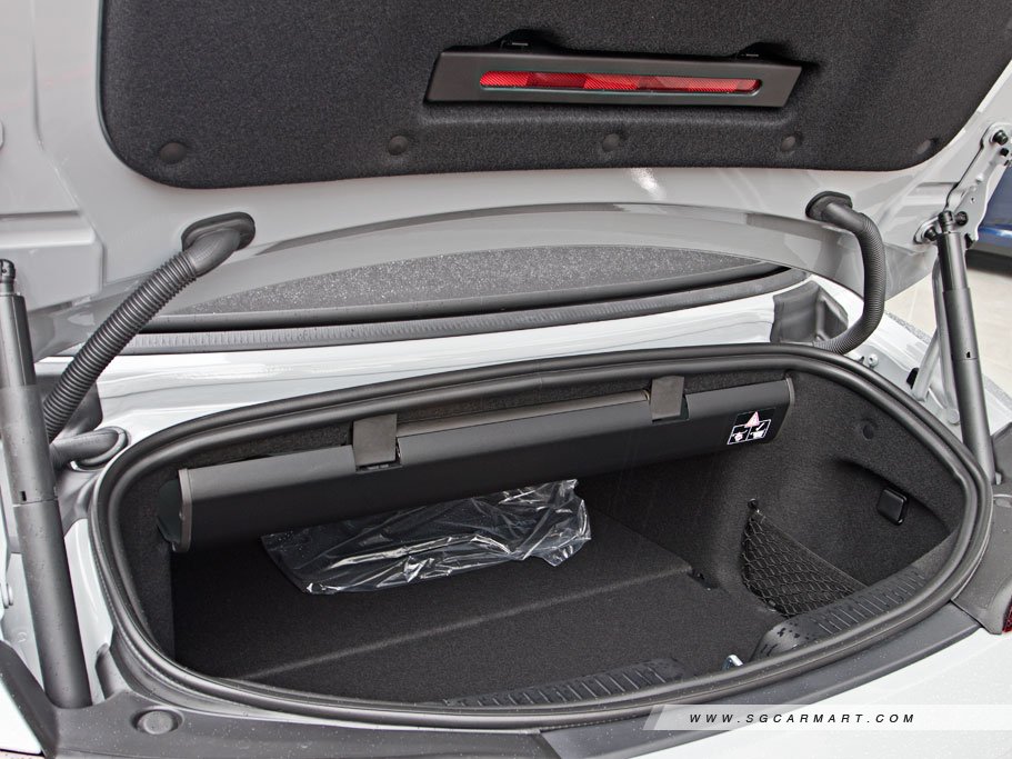https://i.i-sgcm.com/new_cars/cars/21616/21616_g49