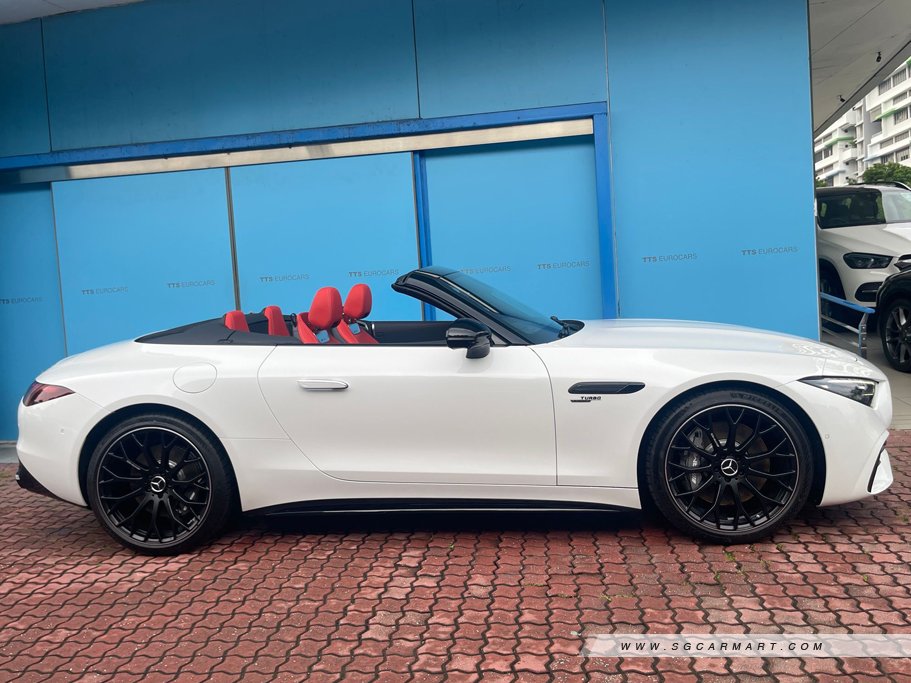 https://i.i-sgcm.com/new_cars/cars/21616/21616_g55