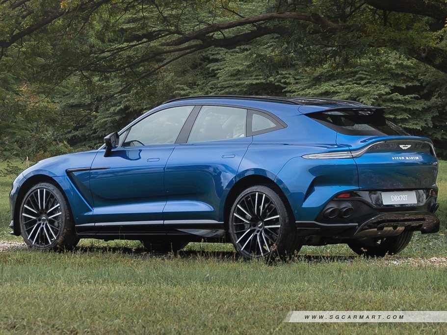 https://i.i-sgcm.com/new_cars/cars/21618/21618_g28